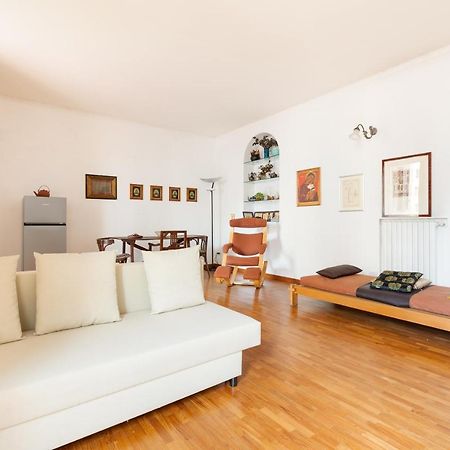 Cozy Apt With Balcony - Porta Romana District Milán Exteriér fotografie